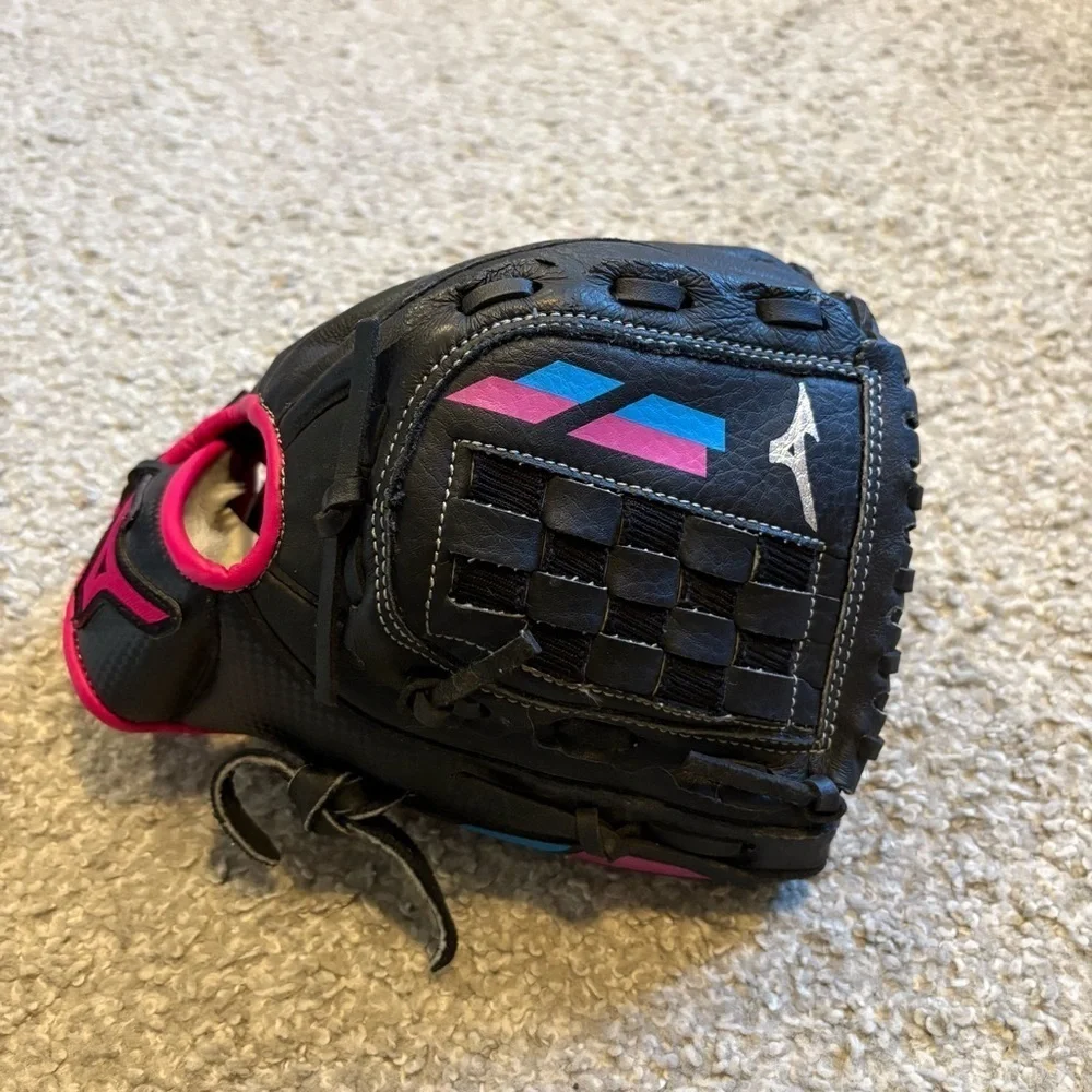 Mizuno Finch Fastpitch Softball Glove Mitt 10